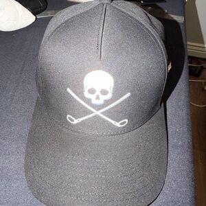Black Golf Skull and Crossbones Cap shank it golf brand
